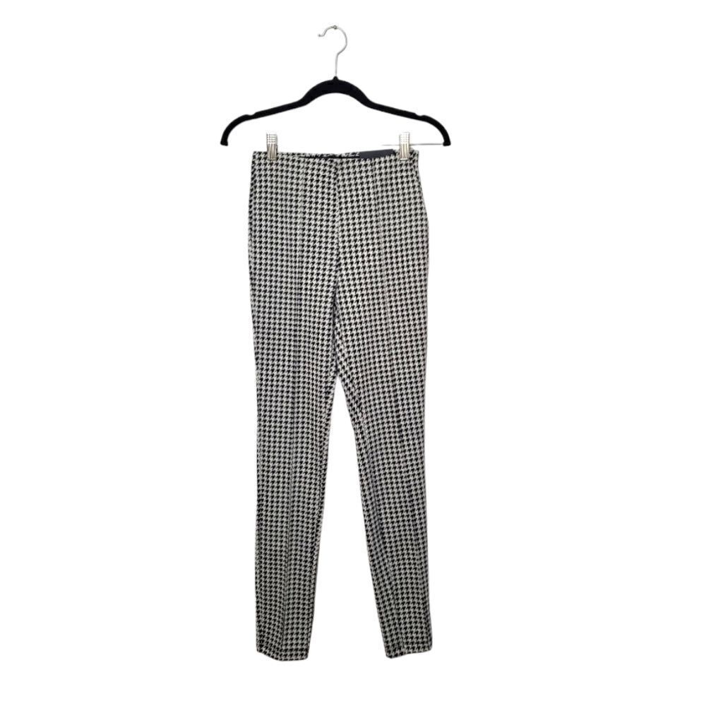 Tahari Black and White Checkered Leggings
